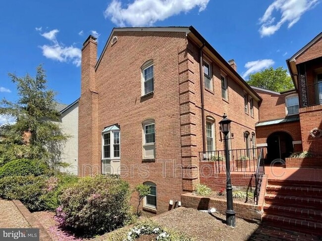 property at 1800 21st St N