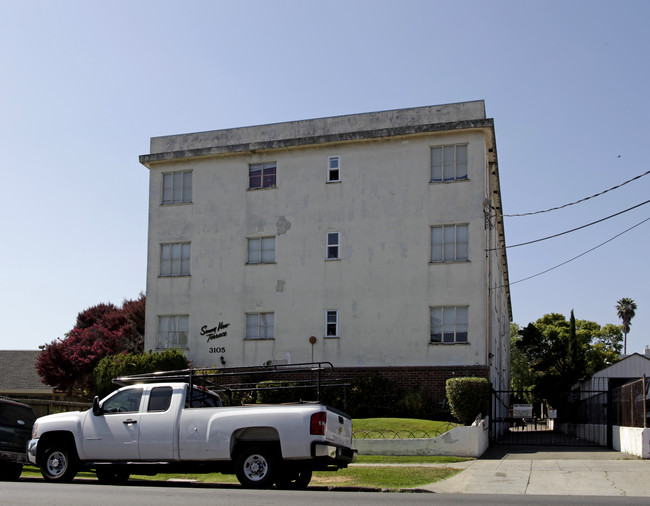 Sunny View Terrace in Oakland, CA - Building Photo - Building Photo