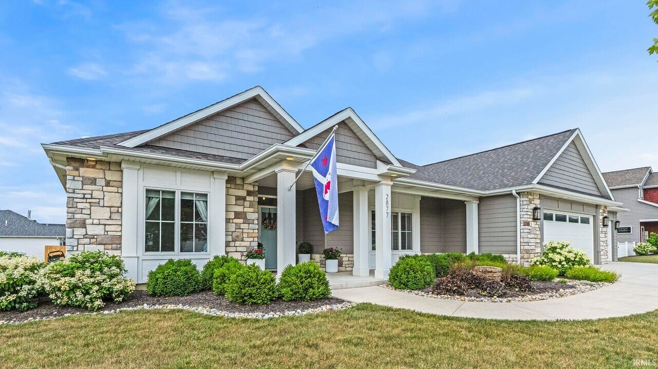 2877 Leon Cv in Fort Wayne, IN - Building Photo