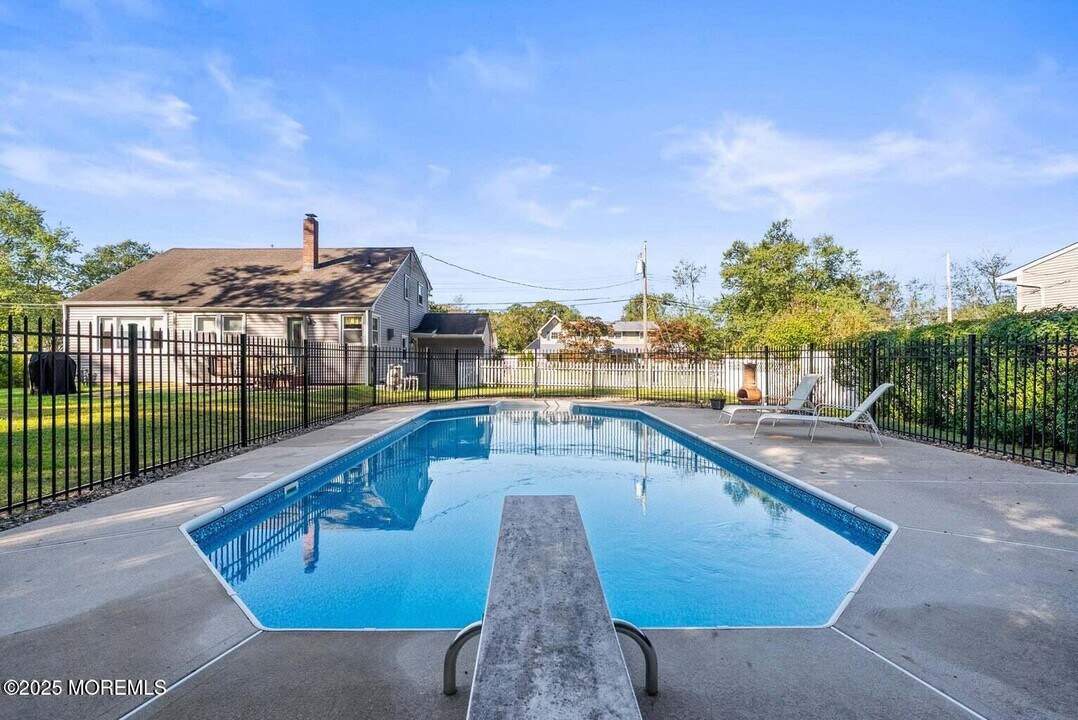 23 Barbara Ln in Ocean Township, NJ - Building Photo