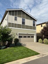 32953 Skyline Ln in Black Diamond, WA - Building Photo - Building Photo