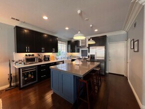 2917 Humeston Ave in Tustin, CA - Building Photo - Building Photo