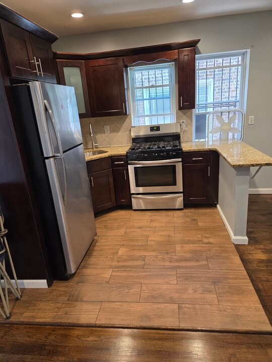 17724 106th Ave, Unit 177-24 106th Ave in Jamaica, NY - Foto de edificio