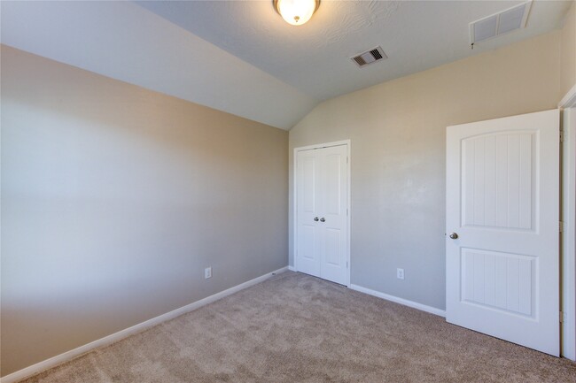 8115 Heartbrook Field Ln