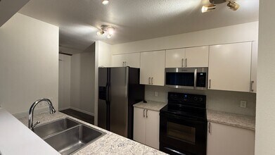 14806 E 2nd Ave in Aurora, CO - Building Photo - Building Photo
