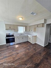 106 Lake Rachard Dr in Lake Placid, FL - Building Photo - Building Photo