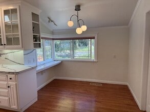 1221 Covington Rd in Los Altos, CA - Building Photo - Building Photo