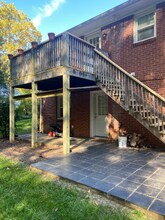 2310 Wayne Ave in Charlottesville, VA - Foto de edificio - Building Photo