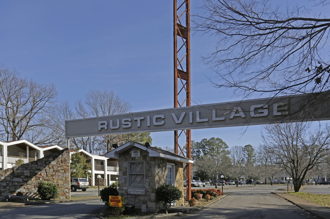 Rustic Village Apartments in Chattanooga, TN - Building Photo