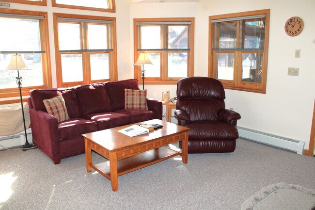 13 Fairway Dr in Woodstock, NH - Building Photo - Building Photo