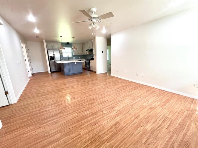 3202 Nancy Gale Dr in Austin, TX - Building Photo - Building Photo