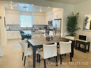 211 Plum Tree St in Livermore, CA - Building Photo - Building Photo