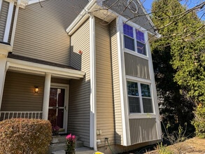 29 Stone Creek Ln in Briarcliff Manor, NY - Building Photo - Building Photo