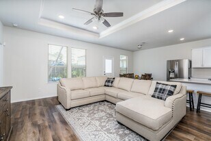 4256 Pine Still Rd in Panorama Village, TX - Building Photo