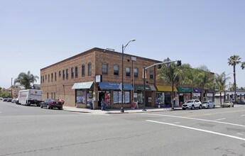 Cadillac Courts in San Diego, CA - Building Photo - Building Photo