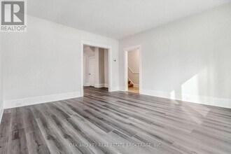66 Cliftonvale Ave in London, ON - Building Photo - Building Photo