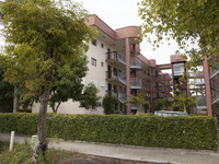 Aalmeda Towers in Hialeah, FL - Foto de edificio - Building Photo