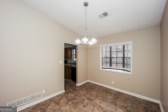 284 Independence Dr in Jonesboro, GA - Building Photo - Building Photo