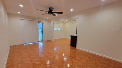 12407 Russ Dr in Houston, TX - Building Photo - Building Photo