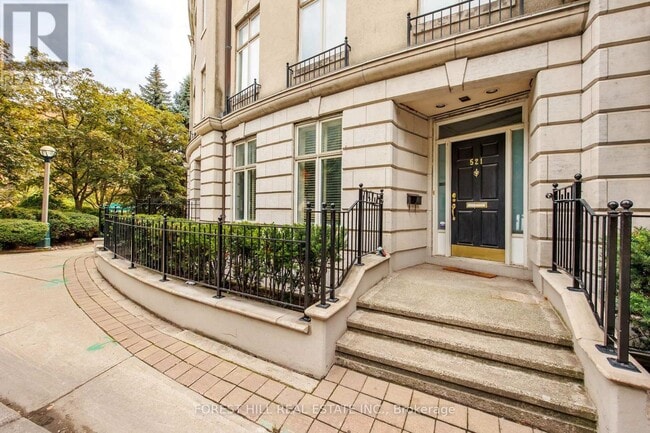 property at 521 Davenport Rd