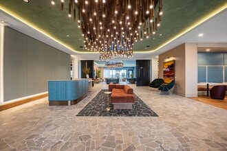 The Winn at Golden Valley in Golden Valley, MN - Foto de edificio - Building Photo