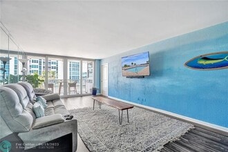 1370 S Ocean Blvd in Pompano Beach, FL - Building Photo - Building Photo