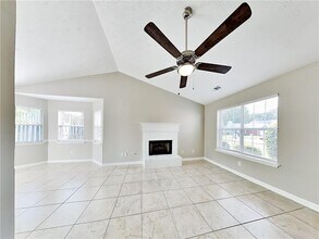 136 Pecan Dr in Griffin, GA - Building Photo - Building Photo