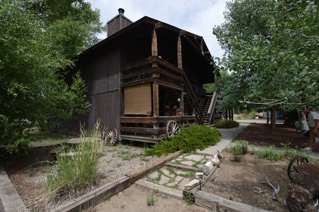 1412 W Gunnison Ave in Gunnison, CO - Building Photo - Building Photo