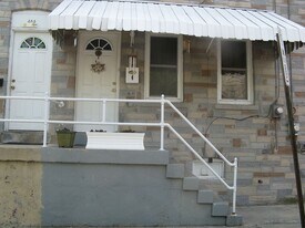 482 New Dorwart St in Lancaster, PA - Building Photo