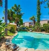 285 Moss St in Chula Vista, CA - Building Photo