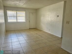 2240 NW 59th Terrace in Lauderhill, FL - Building Photo - Building Photo