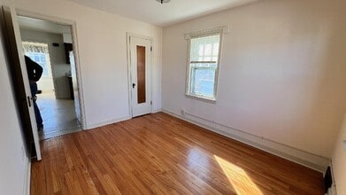 3123 Atwood Ave, Unit 3123 Atwood Ave Apt #1 in Madison, WI - Building Photo - Building Photo