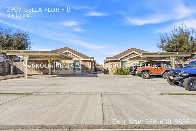2907 Bella Flor St