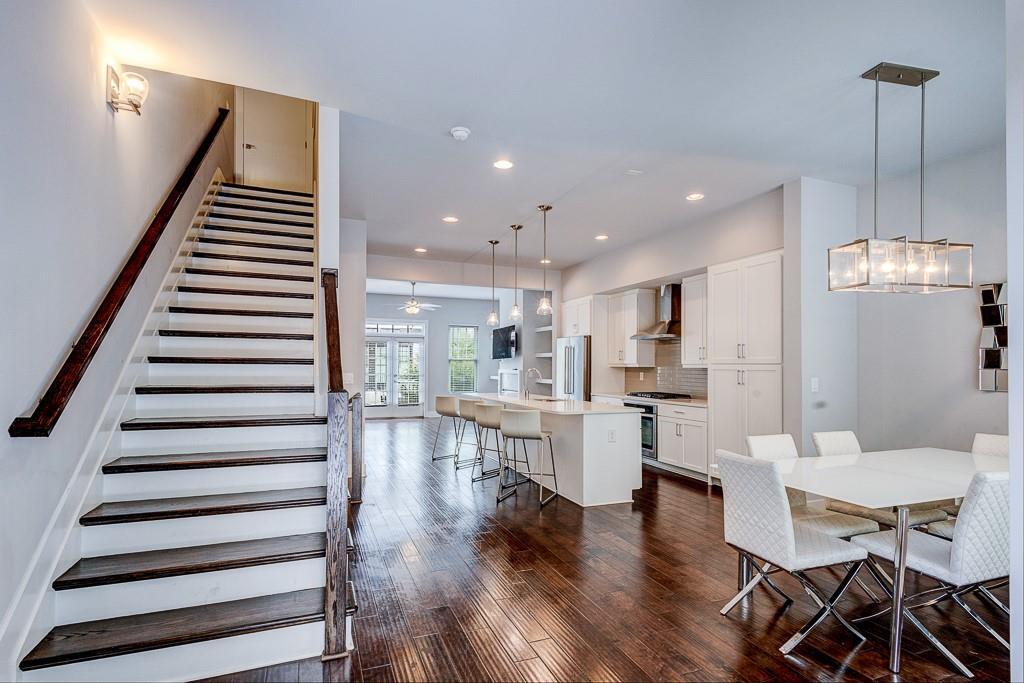 728 Taylor Ct in Atlanta, GA - Building Photo