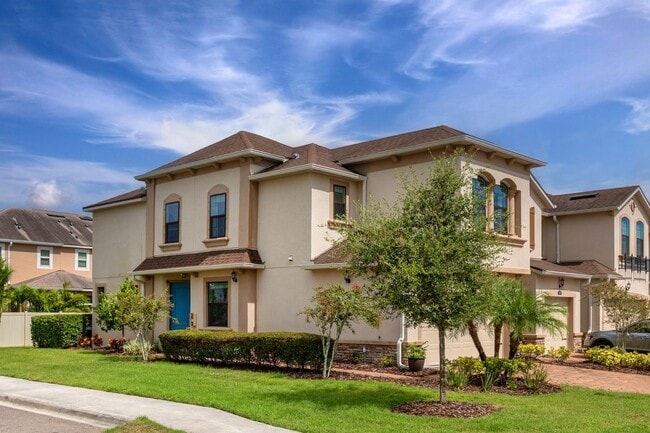 property at 5007 Sunnyside Ln