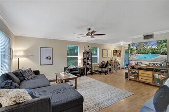 307 SW 11th Ct-Unit -1-2 in Fort Lauderdale, FL - Building Photo - Building Photo