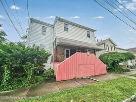 14 Kulp Ave in Wilkes-Barre, PA - Building Photo
