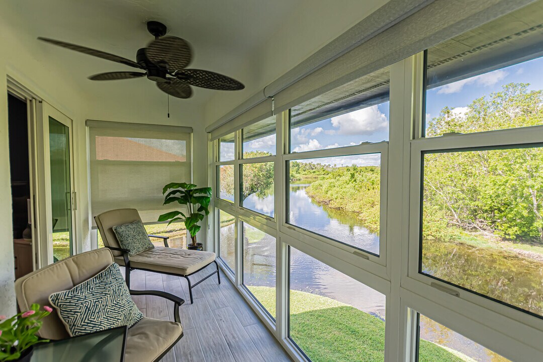 541 SW South River Dr in Stuart, FL - Building Photo