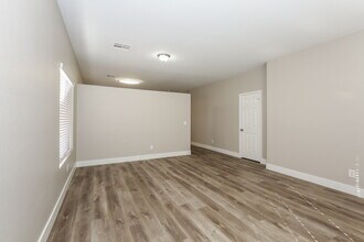 3802 Caribbean Blue Ave in North Las Vegas, NV - Building Photo - Building Photo