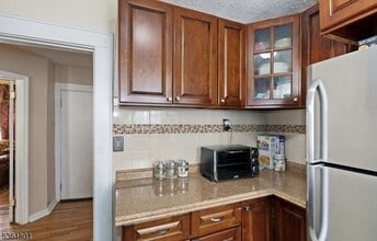 202 Oxford St, Unit 1 in Orange, NJ - Building Photo - Building Photo