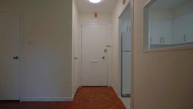 70 Old Sheppard Ave in Toronto, ON - Building Photo - Building Photo