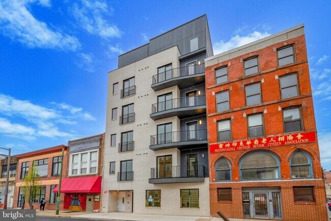 225-27 N 12th St in Philadelphia, PA - Building Photo - Building Photo