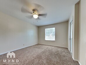 6128 Sidney St in Houston, TX - Building Photo - Building Photo
