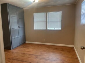 2214 Myra St in Houston, TX - Building Photo - Building Photo