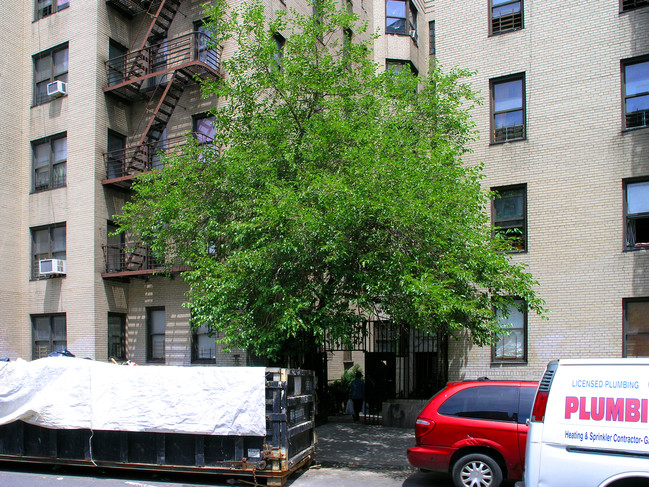 111 W 183rd St in Bronx, NY - Building Photo - Building Photo