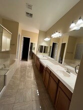 8089 Villa Del Cielo St in Las Vegas, NV - Building Photo - Building Photo