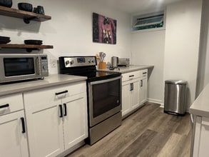 1022 E State St in Traverse City, MI - Building Photo - Building Photo