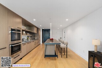 10777 Wilshire Blvd in Los Angeles, CA - Building Photo - Building Photo