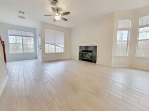 12401 Los Indios Trail in Austin, TX - Building Photo - Building Photo