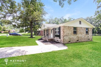 434 Mockernut Ln in Columbia, SC - Foto de edificio - Building Photo